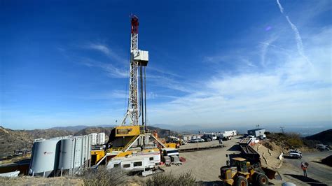 California regulators approve more gas storage。